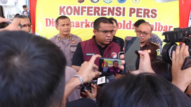 Polda Kalbar Sita Hampir 10 Kg Sabu, Nilai Barang Bukti Tembus Rp4,7 Miliar!