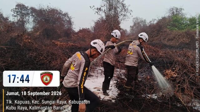 Satgas Aman Nusa II Padamkan Karhutla Seluas 1 Hektare di Kubu Raya